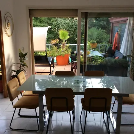Maison Le Rocher Βίλα *